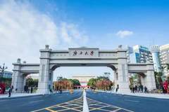 放弃哈工大冷门专业选广西大学王牌,这才是“人间清醒”
