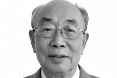 唐作藩今天凌晨逝世，毕业于中山大学