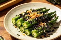 海苔彩蔬鸡肉松卷：天然补钙美味小点心