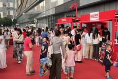 六大名店集结四十品牌联动 “畅爽烧烤节”为武汉夏日注入活力