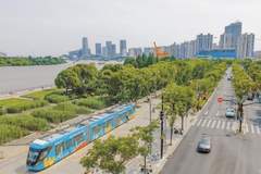 上海西岸漫游线今日启动试运行 800米样板段串联多元地标