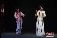 （活力中国调研行）泉州上演梨园戏《陈三五娘》