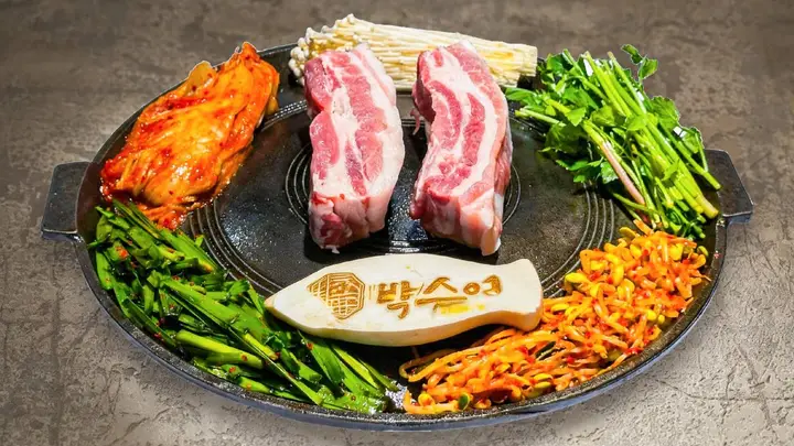 想在海淀区多人团建吃烤肉?这份烤肉店排名你可不能错过!