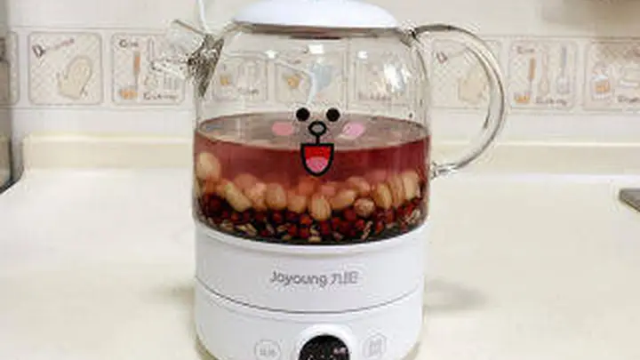 这碗香浓顺滑的牛奶杂粮粥 兼顾营养美味还这么好做