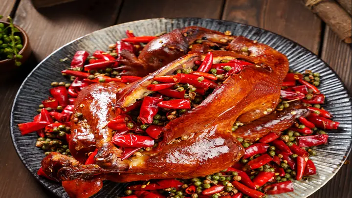 什么是陈百万熏鸡的制作工艺核心特点