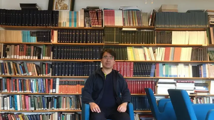 一代人类学巨擘弗雷德里克·巴特谢幕，其创立卑尔根大学首个人类学系成学术传奇