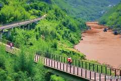 普通公路如何变成网红旅游路线？