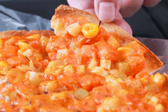 在家就能做！清爽不腻的蔬菜披萨，食材本味超治愈