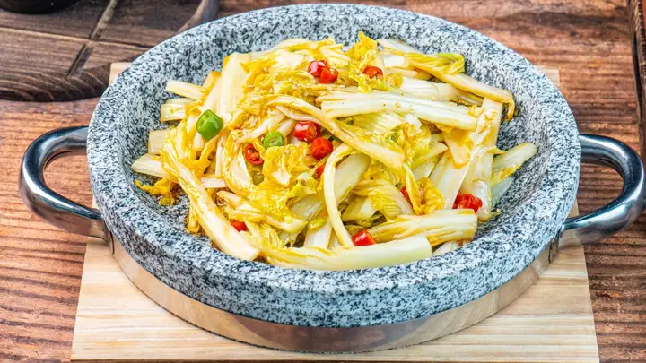 石锅豆腐的餐饮应用与选型要点分析