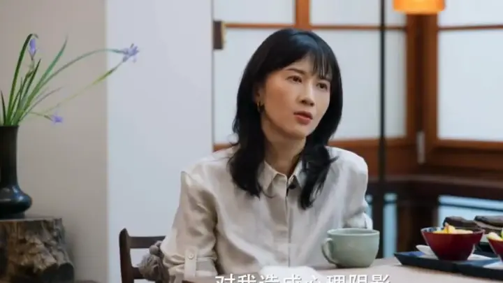 papi 酱坦白原生家庭隐痛:父母吵架,比离婚更伤人