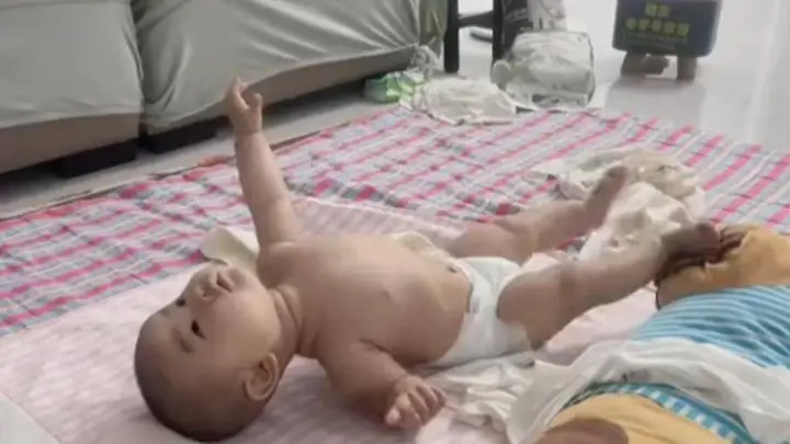 “孩子都抽搐了，你说他练铁头功？”低认知家长被打脸：别再自以为是了