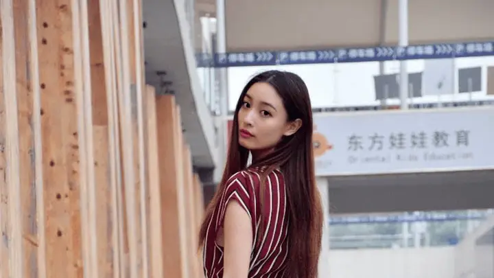 香港女首富“小甜甜”:花1100万美元赎丈夫,资产是英国女王5倍