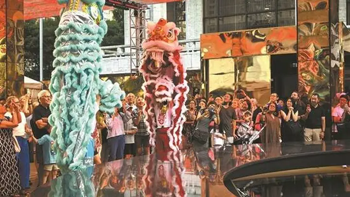 岭南两大非遗首次联合亮相海外 获各国嘉宾点赞获文旅传播新突破
