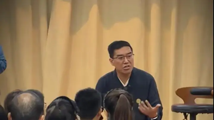 传销头目出狱后变“国学大师”,办书院暴力管教孩子,浙江新昌通报:成立联合调查组开展调查,对违法违规行为将依法严肃处理