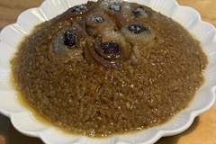 《时光里的甜味记忆：一碗龙眼肉，藏着最朴实的家宴温情》