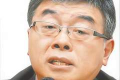邱毅跟郑丽文,彻底撕破脸了。