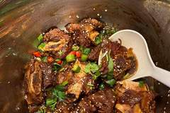 这才是牛仔骨的天花板做法，咸香入味口感丰富，太过瘾了