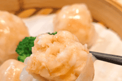 老广点心顶级手艺体现在虾饺上 褶多皮透馅鲜还藏着生活温度