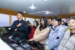 微专业:边上课边“上手”