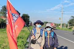 青岛故事丨步履丈量千里山河!青岛父子计划40天徒步赴西安