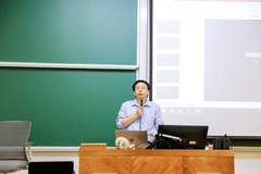 复旦大学这场“人考AI”的竞赛,谁赢了?