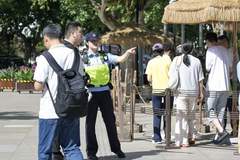 上博大展人气爆棚,黄浦警方多措并举构建全方位、立体化安保防护网