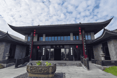 孔明湖畔，新增一文旅服务设施