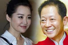 情场浪子到拄拐老翁，王志文近况曝光，老少恋的残酷在他身上应验
