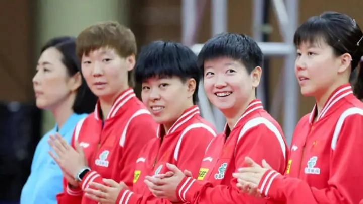中国女乒大捷!3-0、3-0、3-0、3-2,孙颖莎、王艺迪4将晋级8强