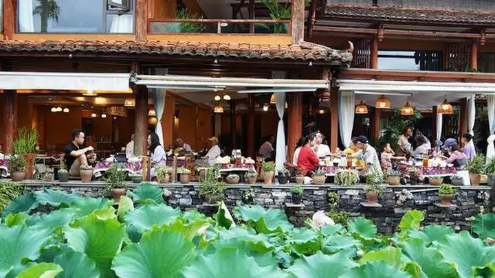 时评：清凉一“夏”，多元业态激活夏日经济活力