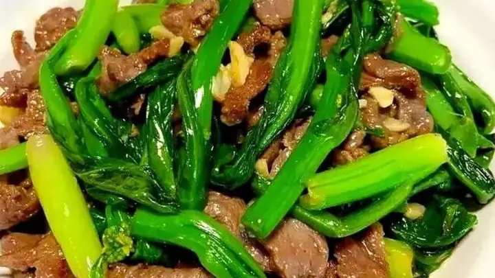 给不爱喝奶的孩子备4道高钙蔬菜小炒，补够钙还不费妈