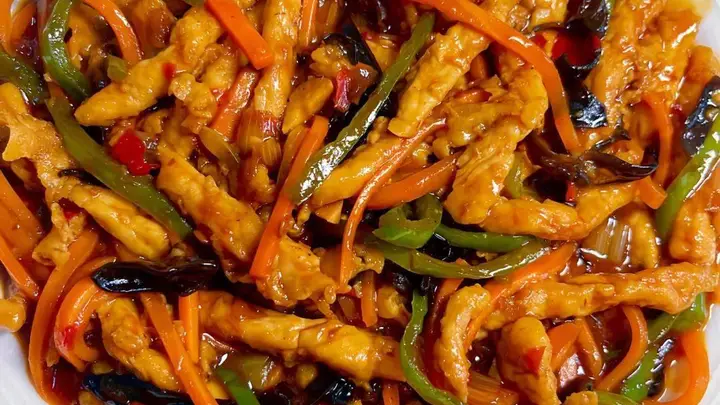 鱼香肉丝地道做法出炉 酸甜黄金比例+肉丝嫩滑秘诀全公开