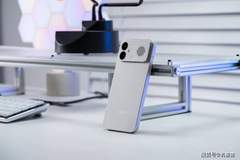 REDMI K90 Max深度测评：内置风扇降温8.5℃，游戏散热新标杆