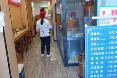 洛阳这家手工包子铺凭15种馅料+全天候服务，成本地社区口粮爆款