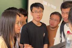 2025年玻尔兹曼方程闭环者邓煜揽双奖，学界分量远超错觉；王虹因2025年2月论文完成教科书级学术出圈