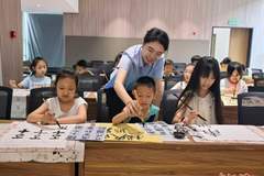 太原青少年暑期走近清代篆书 探索文物价值新方式