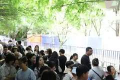 贵阳黔灵山索道火了,日均6000人排队,游客却说值了