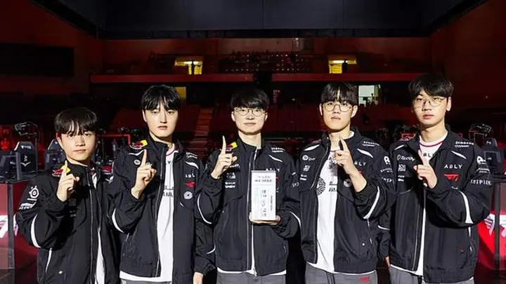 T1晋级正赛后，Bin直言没想到Doran这么菜，粉丝看完都怕了！