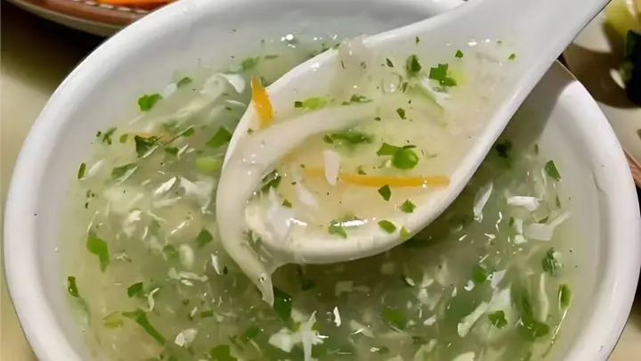 一口滑进心坎里!零失败家常西湖莼菜汤,清鲜解腻超治愈