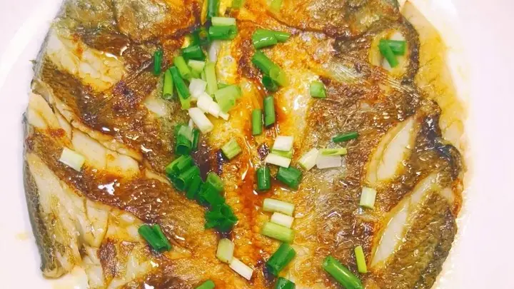 “夏吃鱼,赛母鸡”!小暑过后,这3种鱼别错过,刺少肉嫩蛋白高