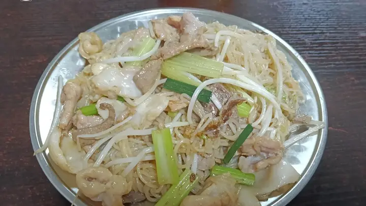 北流生料炒粉这般鲜,难怪外地吃不到这个地道味