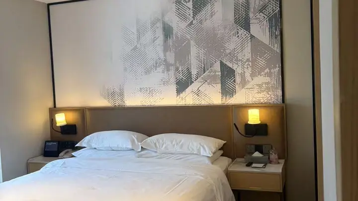 来昌赴西站出行选江景酒店，这些优质住宿的亮点优势别错过