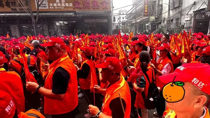两英一站式出行服务 如何挑选正规的旅行社