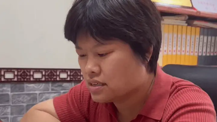 周荣素教的手擀面，和面时多加一样东西，筋道爽滑比买的还香