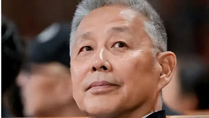 表面老艺术家,私下贪财又好色,这几位晚节不保一点都不冤