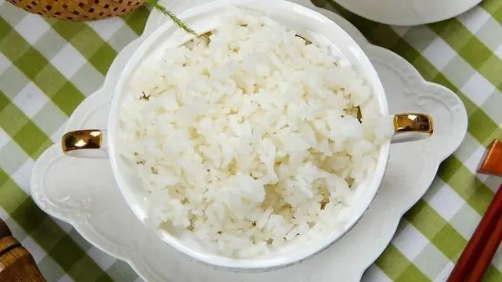 主食吃不够,并发症来得更快?糖友每天至少要吃够这个量的主食!
