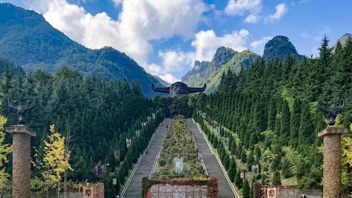 神农架林区旅行攻略·原始森林秘境与高山云海