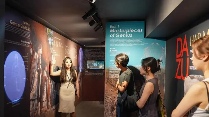 中国大足石刻美国展在纽约举行启动仪式